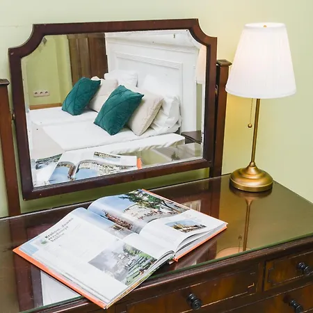 W Palacu Pod Baranami *