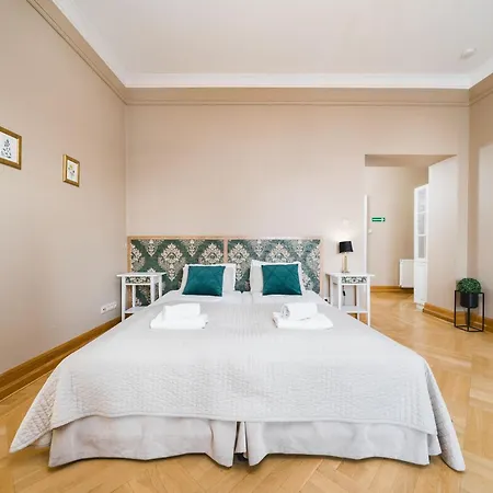 W Palacu Pod Baranami 크라쿠프