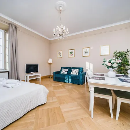 W Palacu Pod Baranami *