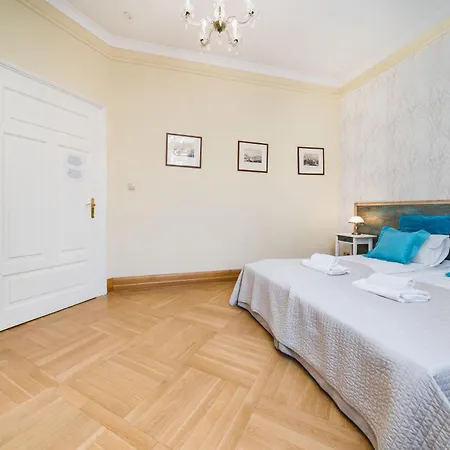 アパルタメンティ W Pałacu Pod Baranami クラクフ