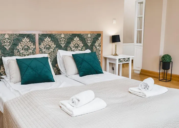 W Palacu Pod Baranami