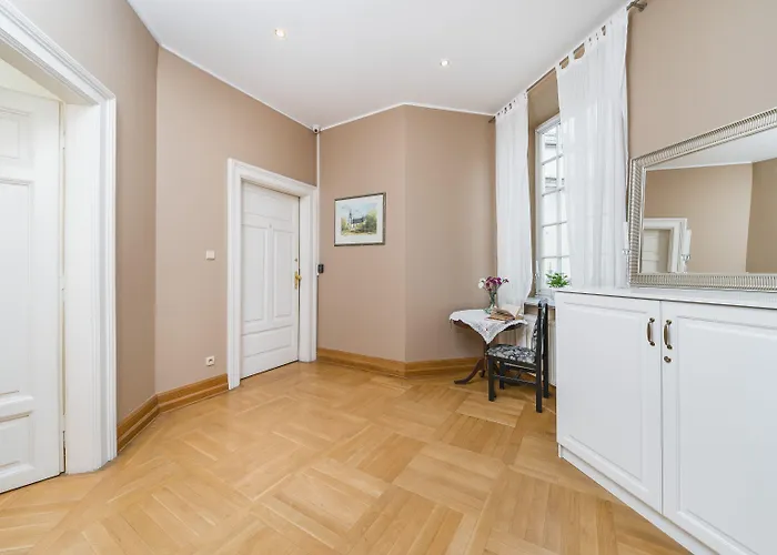 W Palacu Pod Baranami